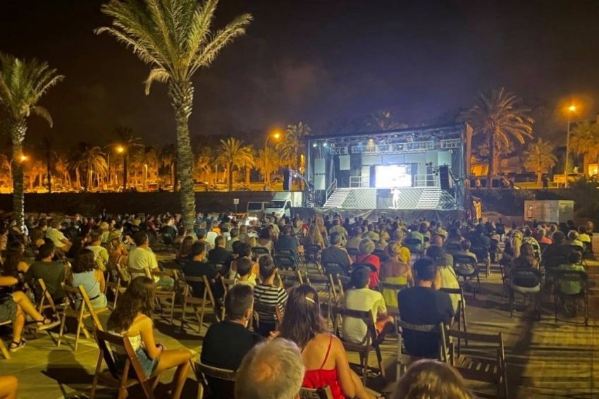 Festival of Sant Roc in Hospitalet de lInfant