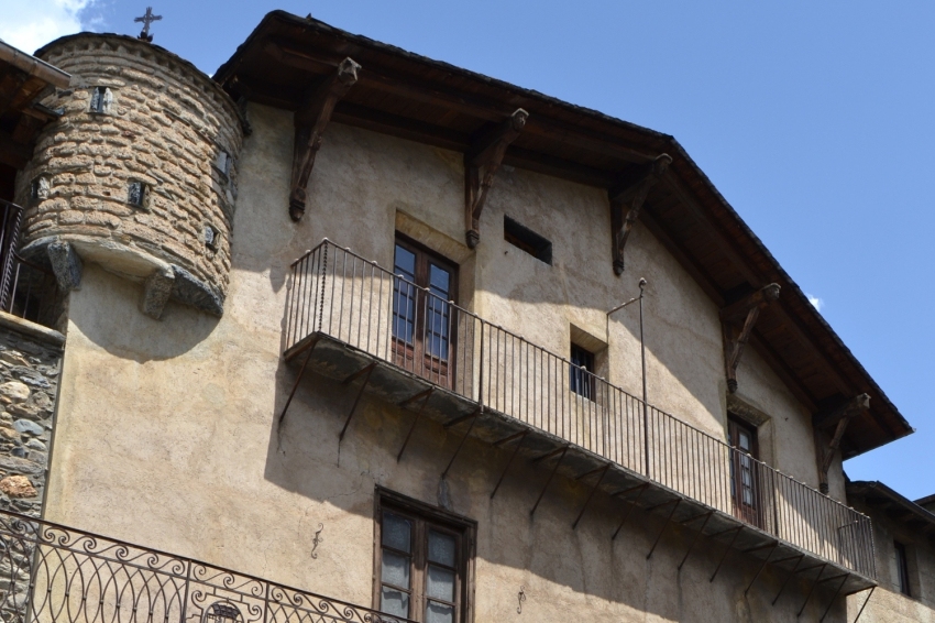 Olor de azufre. Jóvenes, cultura y libertad en la Andorra de los años 70