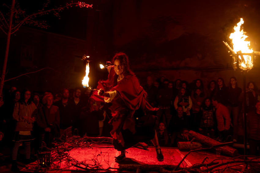 Fes-ta Bruixa (Witches Festival) in Sant Feliu Sasserra (54116589416_3d3b35bf17_k)