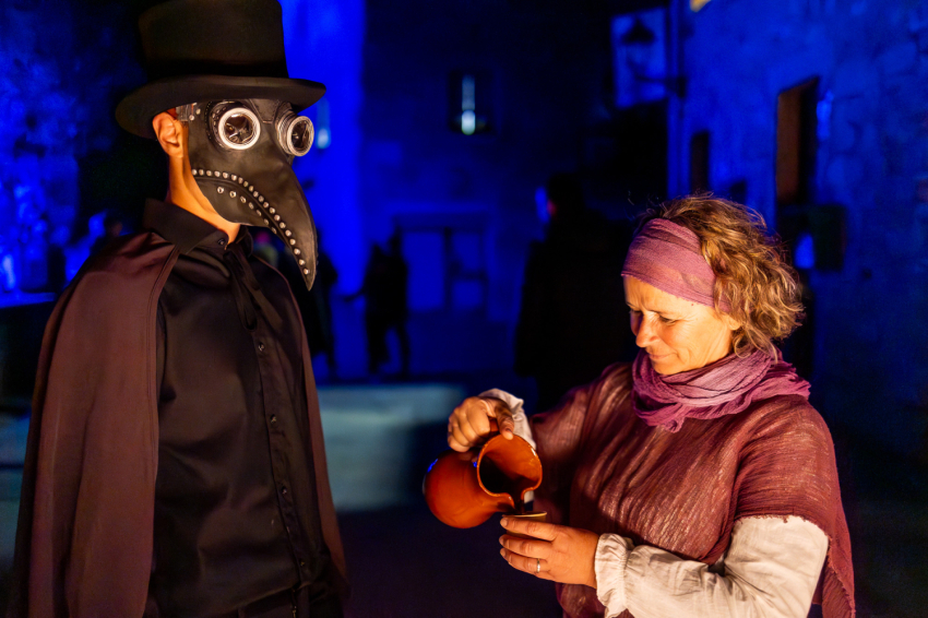 Fes-ta Bruixa (Witches Festival) in Sant Feliu Sasserra (54117056615_c94559cf57_k)