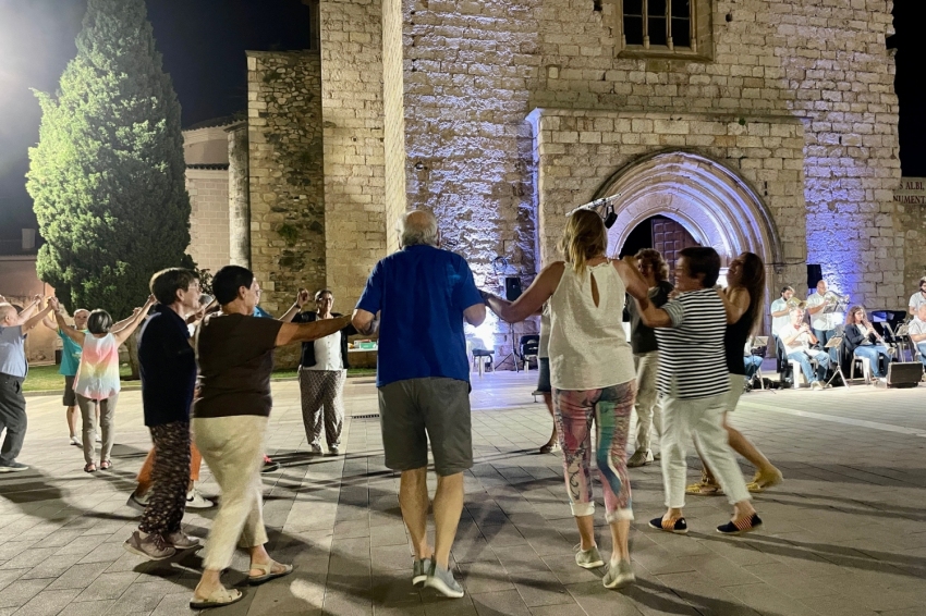 Aplec Sardanista in Montblanc (Aplec De La Sardana 2023 4)