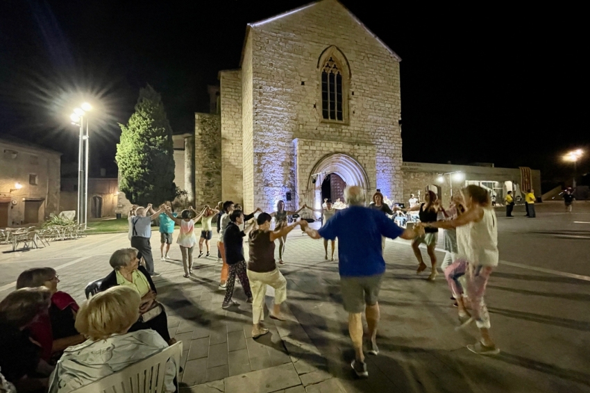 Aplec Sardanista in Montblanc (Aplec De La Sardana 2023 3)