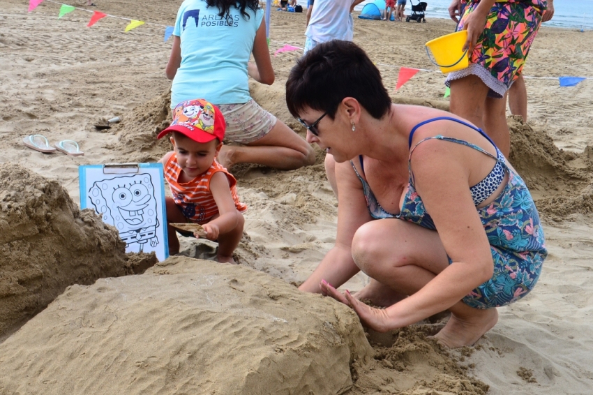 Festa Major de Roda de Berà (Figures Sorra)