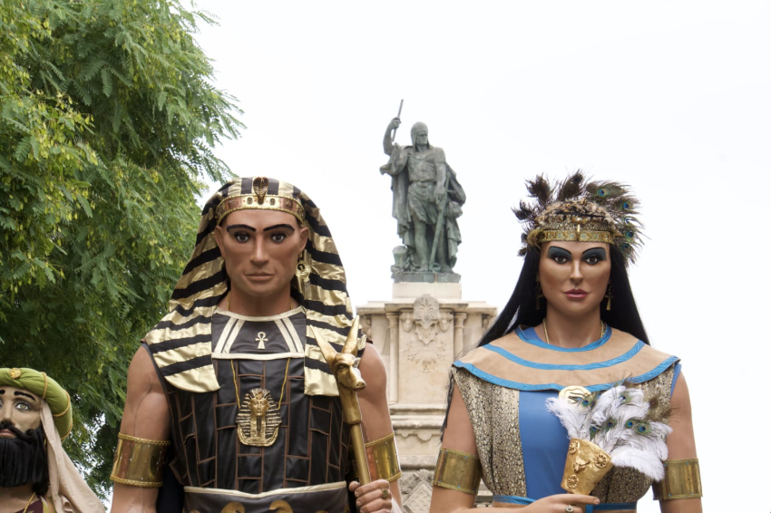 Trobada de Gegants i Nans de la Festa Major de Sant Magí a Tarragona (03 Trobada Gegants I Nans Sant Magi Tarragona 2025 4)