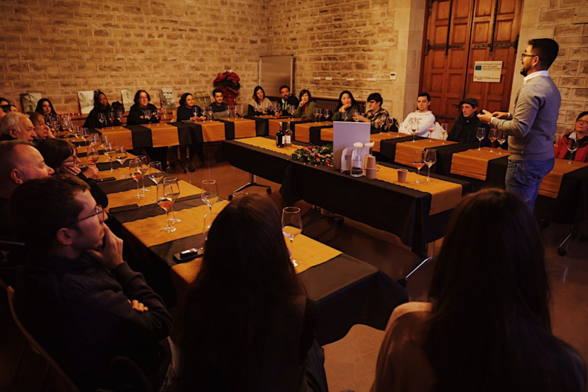 Fira dArtistes i Mercat de Nadal a Tàrrega (Tast Marnuthem)