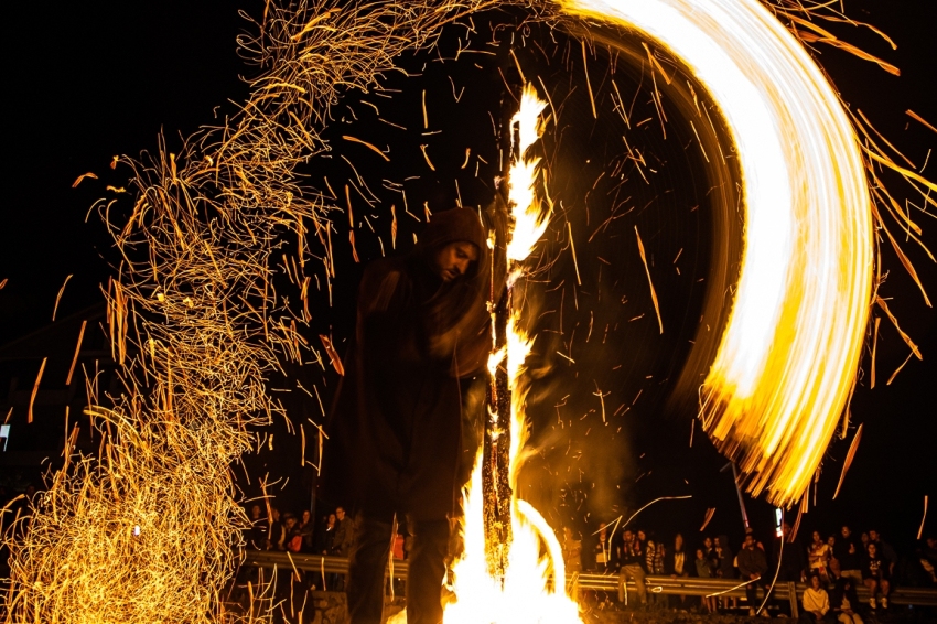 Les Falles de Sant Pere à Ordino (Falles De Sant Pere 2 1)