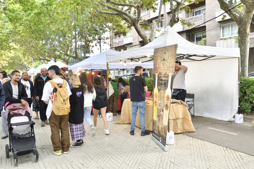 Marché dantiquités et foire artisanale dIgualada (220919 2826)