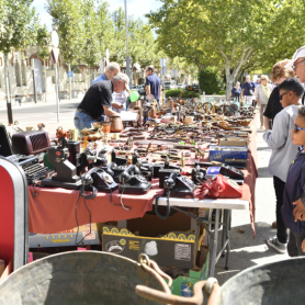 Mercat d'antiguitats i Fira d'artesania a Igualada