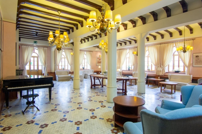 Hotel Vall de Núria ( Hotel Vall De Nuria)