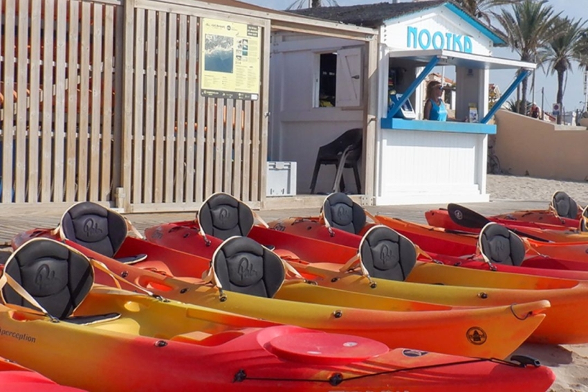 Nootka Kayak & Sup (5Nootka_Kayak)