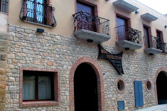 Restaurant Hotel Nou Moderno (Entrada Hotel Restaurant)