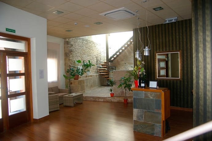 Restaurant Hotel Nou Moderno (Recepcio I Entrada)