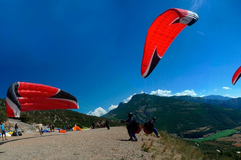 Espai Natura Muntanya d’Alinyà (Activitats Esportives Parapent)