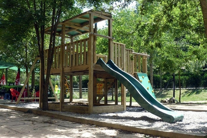 Càmping Besalú (Parc Infnatil)