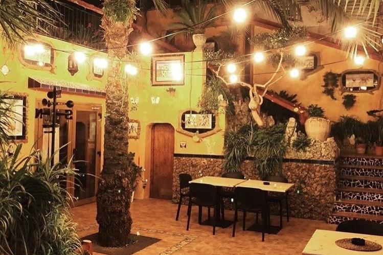 Hotel Fonda El Camí (Pati)