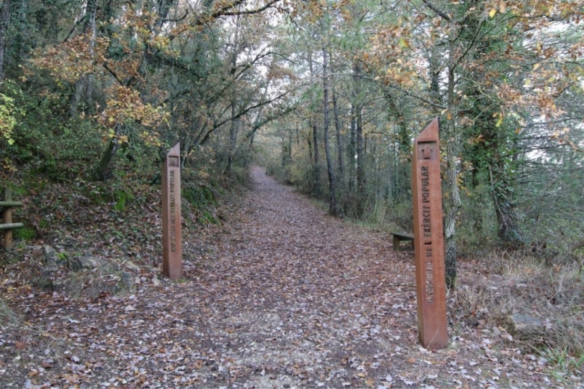 Memorial de lExèrcit popular (Memorial De L Excercit Popular 4)