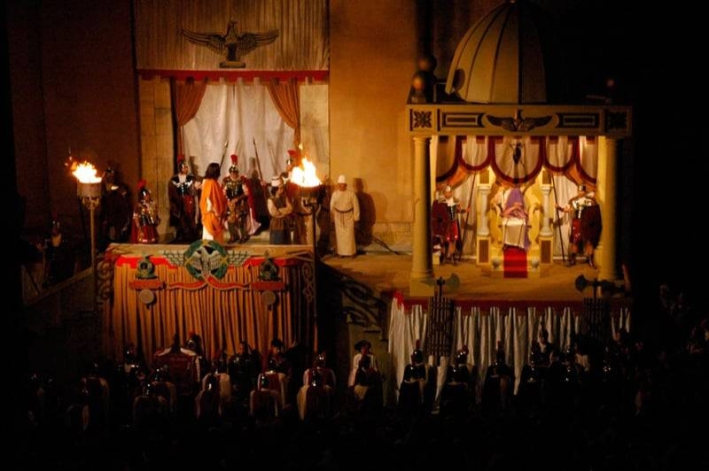 Associació del Via Crucis Vivent (Obra)