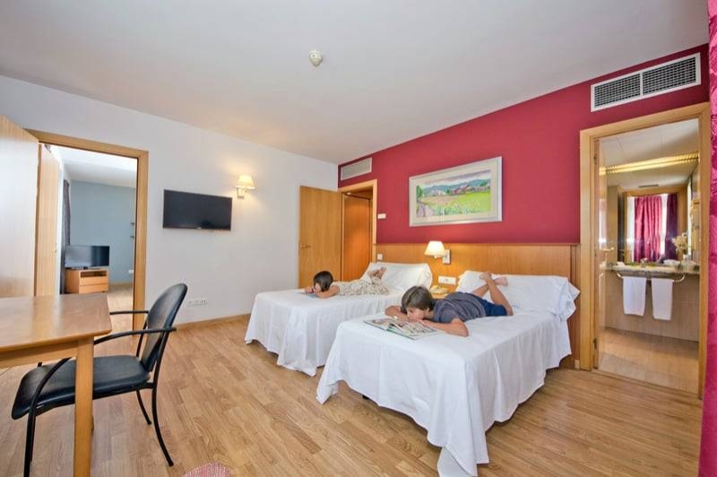 Aparhotel Atenea Vallès (Apartament)