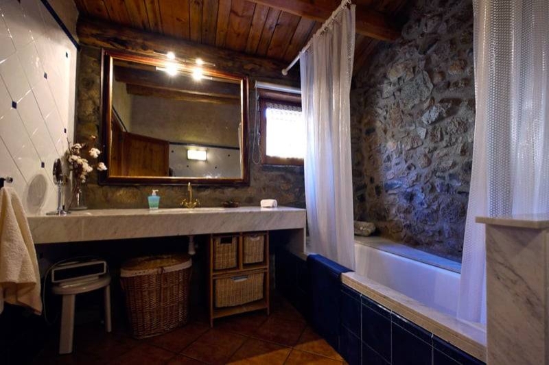 Cal Mateuet (Bany 2)