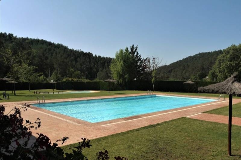 Càmping Riera de Merlès (Piscina)
