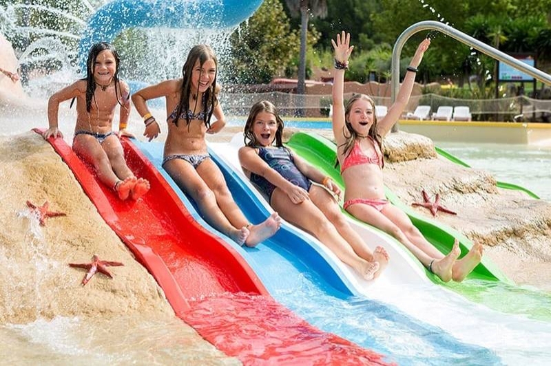 Aqualeón Water Park (Minitobogan)