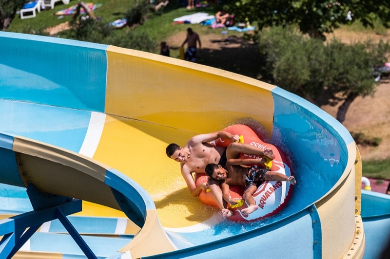 Aqualeón Water Park (Aqualeon Water Park)