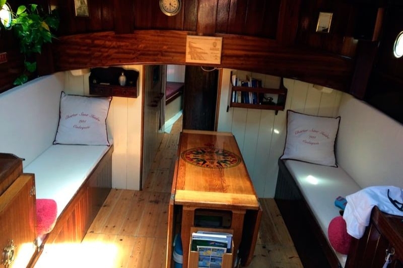 Charter Sant Isidre (Interior)