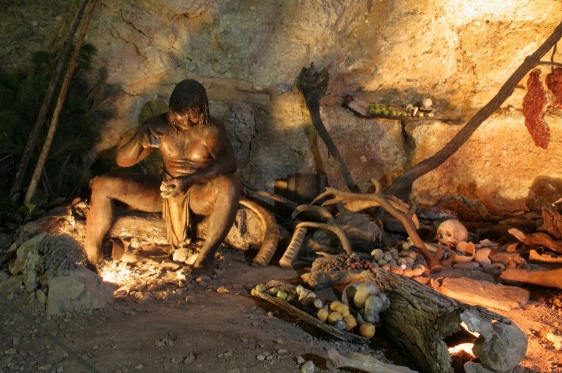 Coves de lEspluga de Francolí (Figura)