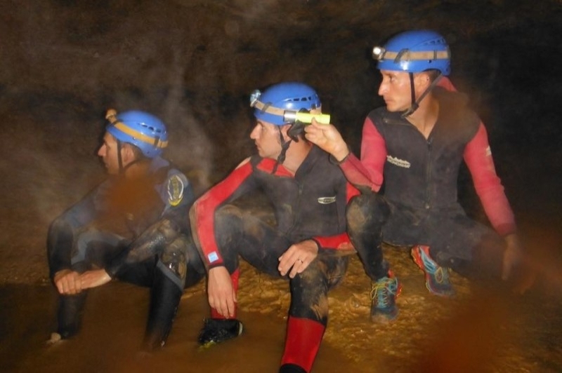 Coves de lEspluga de Francolí (Aventura)