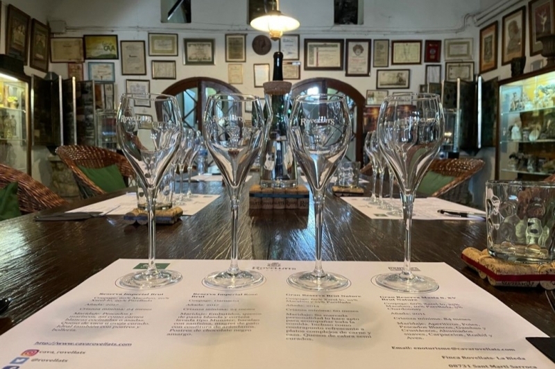 Cava Rovellats (Caves Rovellats)