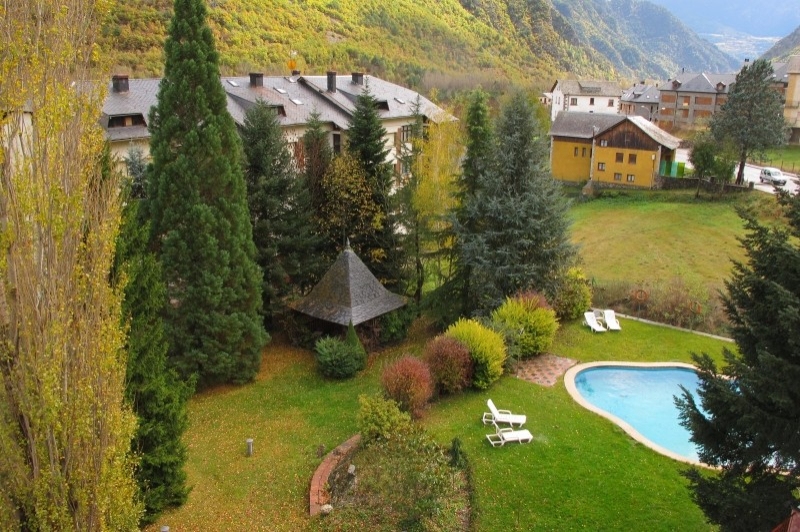 Hotel Cardós (Entorn)