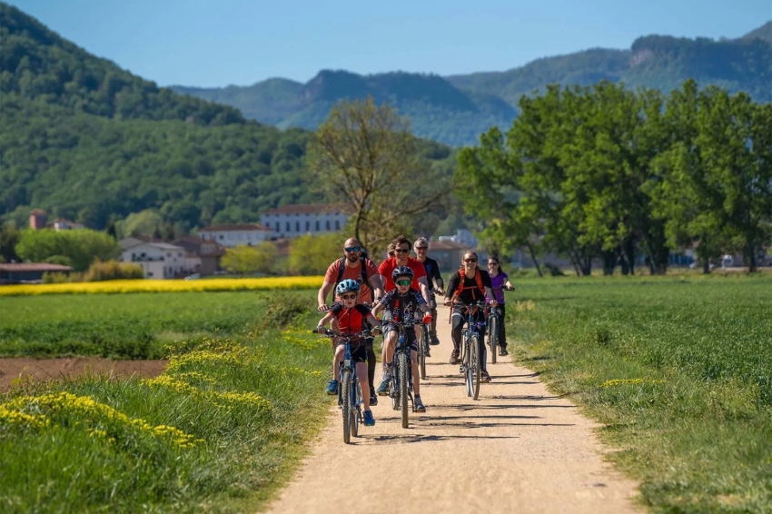 GARROTXA amb Bici ( Ruta Per La Via Verda En Grups1)