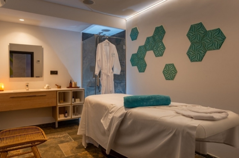 LAzure Hotel (Hotel Azure Massatjes)