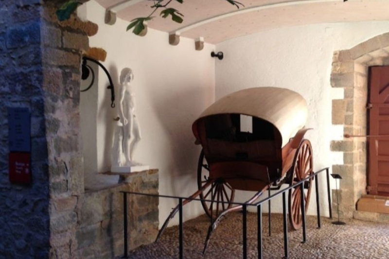 Castell Gala Dalí Visita Guiada (Castell Gala Dali)