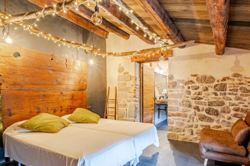 La Torreta dOlius ( La Torreta D Olius)