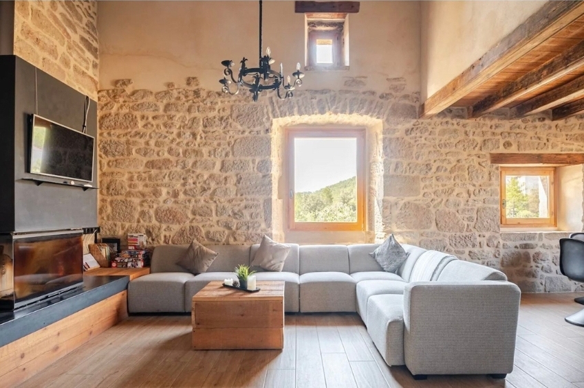 La Torreta dOlius ( La Torreta D Olius)