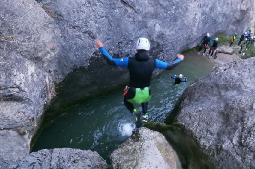 Guies Arania - Guies de muntanya i barrancs (Guies Arania Guies De Muntanya I Barrancs)