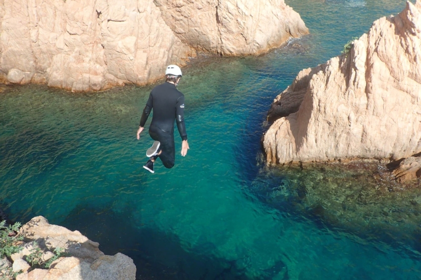 Guies Arania - Guies de muntanya i barrancs (Guies Arania Guies De Muntanya I Barrancs)