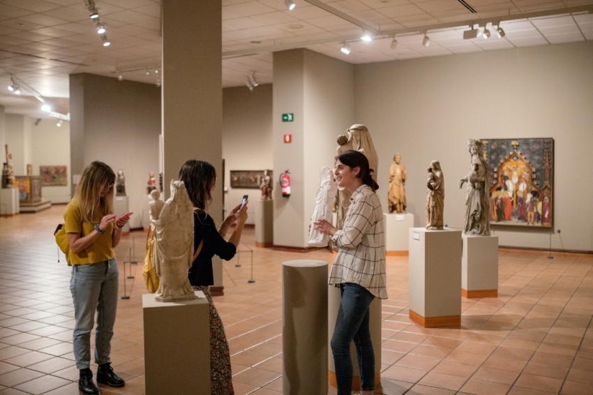 MEV, Museu dArt Medieval (8mev)