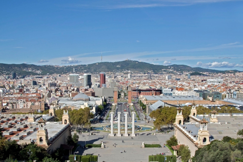 Museu dArt Nacional de Catalunya (7MNAC)