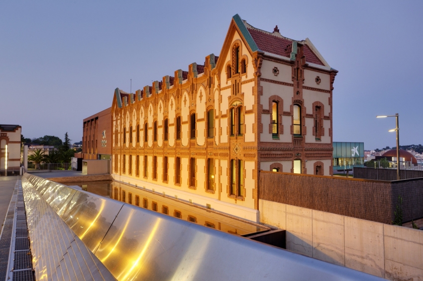 Museu de la Ciència CosmoCaixa (Fundacio La Caixa Museu De La Ciencia Cosmocaixa)