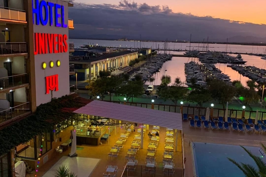 Hotel Univers (Hotel Univers)