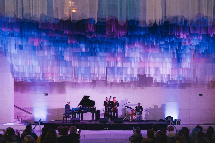 CaixaForum, Fundació La Caixa (Caixaforum Fundacio La Caixa)