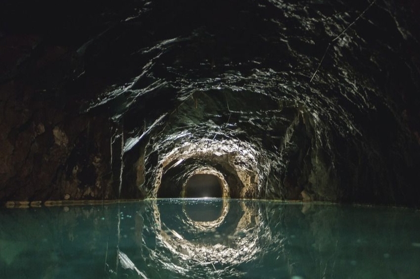 Mina de petroli dels Francesos de Riutort (Mina De Riutort)