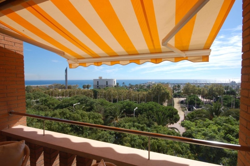 Lets Holidays Barcelona (Let S Holidays Barcelona)