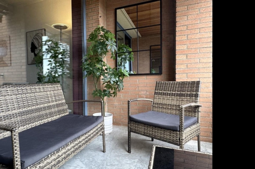 Lets Holidays Barcelona (Let S Holidays Barcelona)