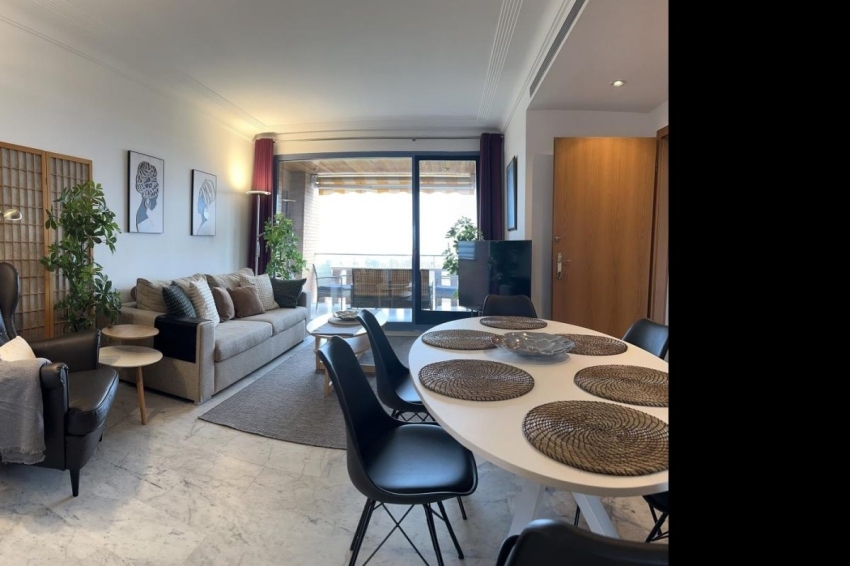 Lets Holidays Barcelona (Let S Holidays Barcelona)