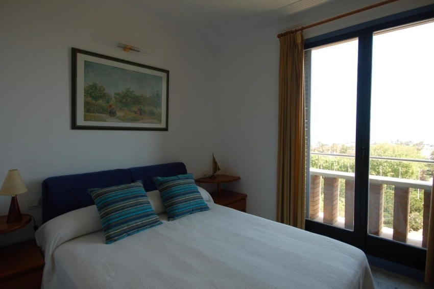 Lets Holidays Barcelona (Let S Holidays Barcelona)