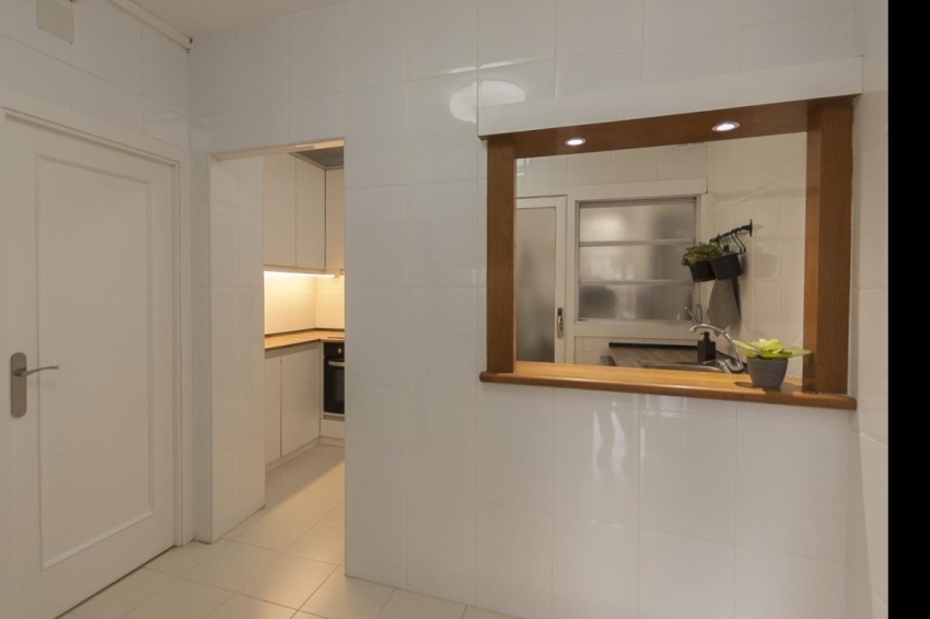 Lets Holidays Barcelona (Let S Holidays Barcelona)