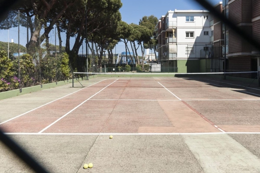 Lets Holidays Castelldefels ( Let S Holidays Castelldefels)